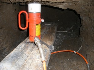 Jacking up foundations